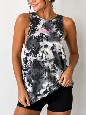 Victoria’s Secret PINK Black & White Tie-Dye Twist Back Tank | XS NWT Logo